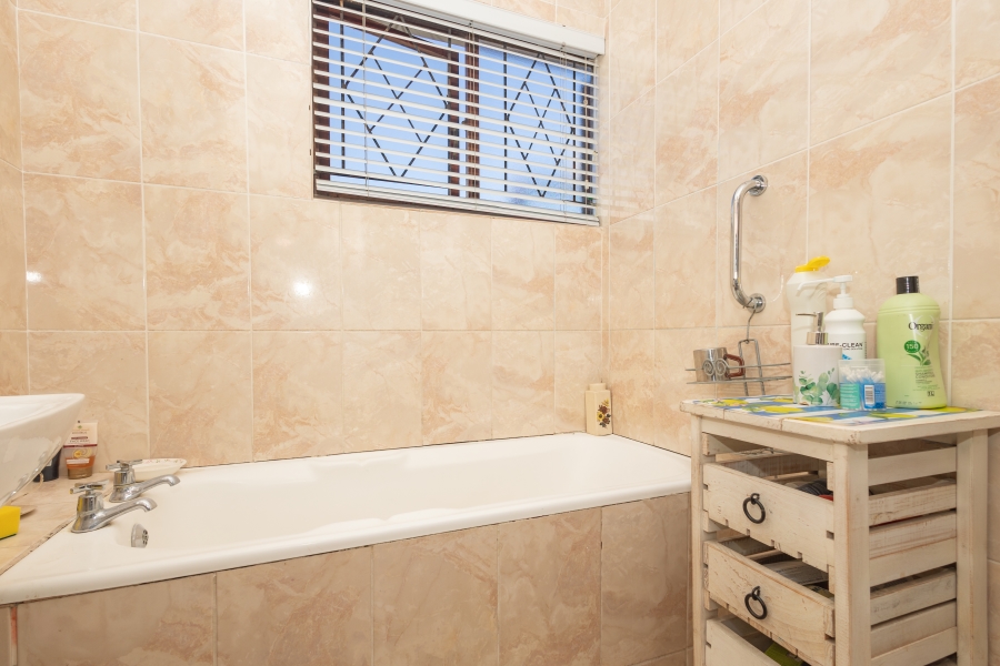 3 Bedroom Property for Sale in Northpine Western Cape